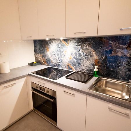 Apartament Charlie Лодзь Экстерьер фото