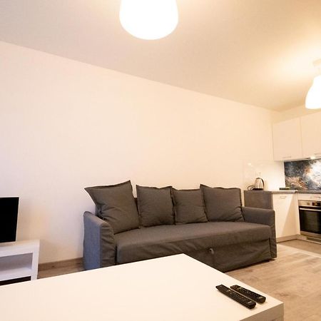 Apartament Charlie Лодзь Экстерьер фото
